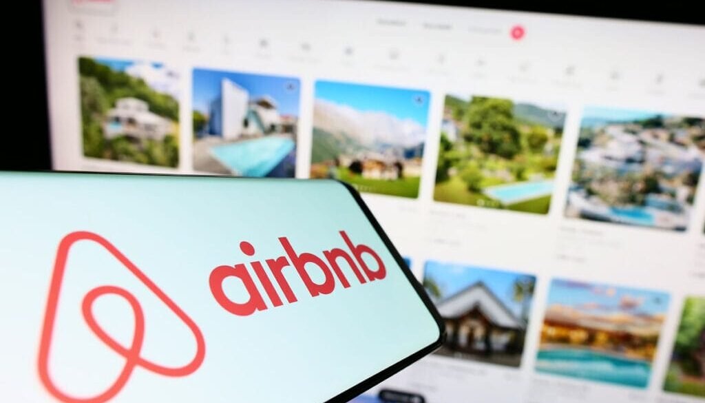 The US Cities With the Highest, Lowest Premiums for Airbnb Holiday Stays